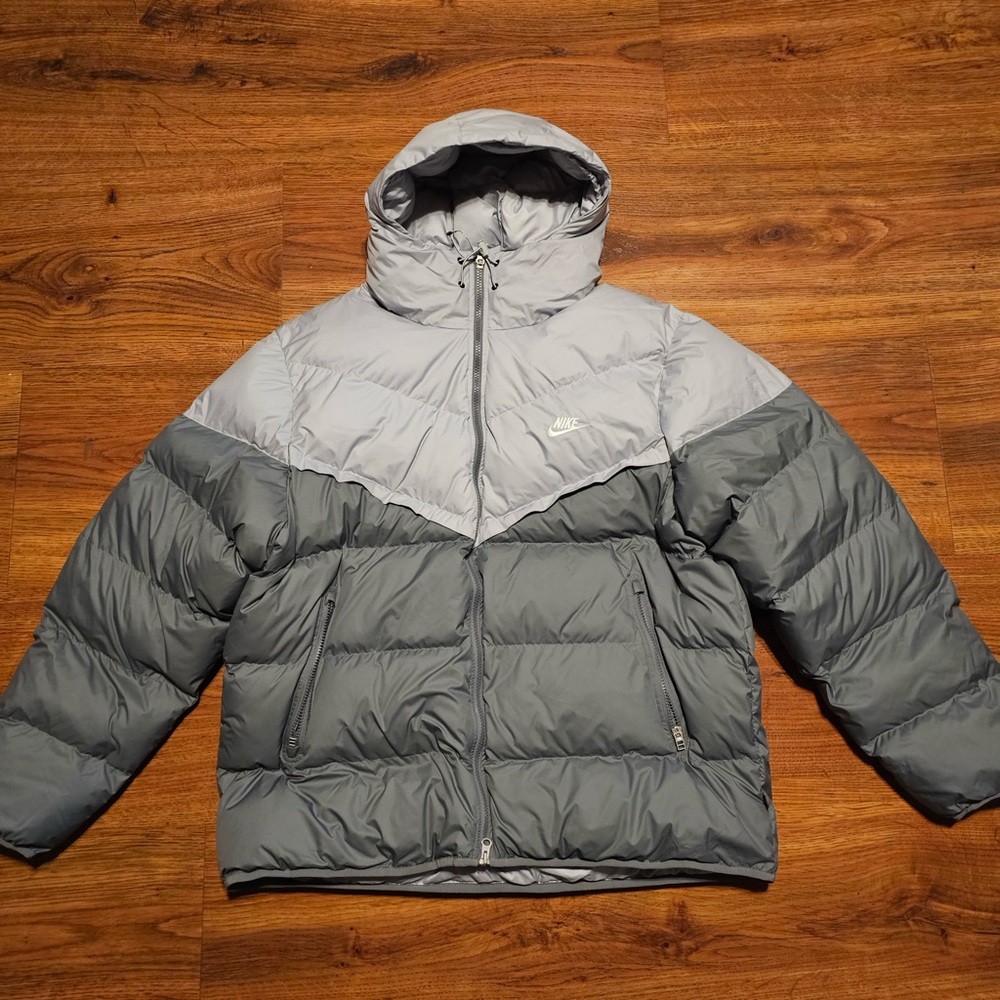 Nike Storm-Fit PrimaLoft Puffer Jacket Smoke Grey Sail FB8185-077 Size XXL / 2XL